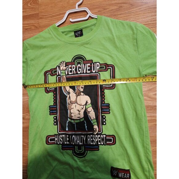 WWE Authentic Wear T-Shirt Green Small Never Give Up Pre-Owned - Picture 7 of 8